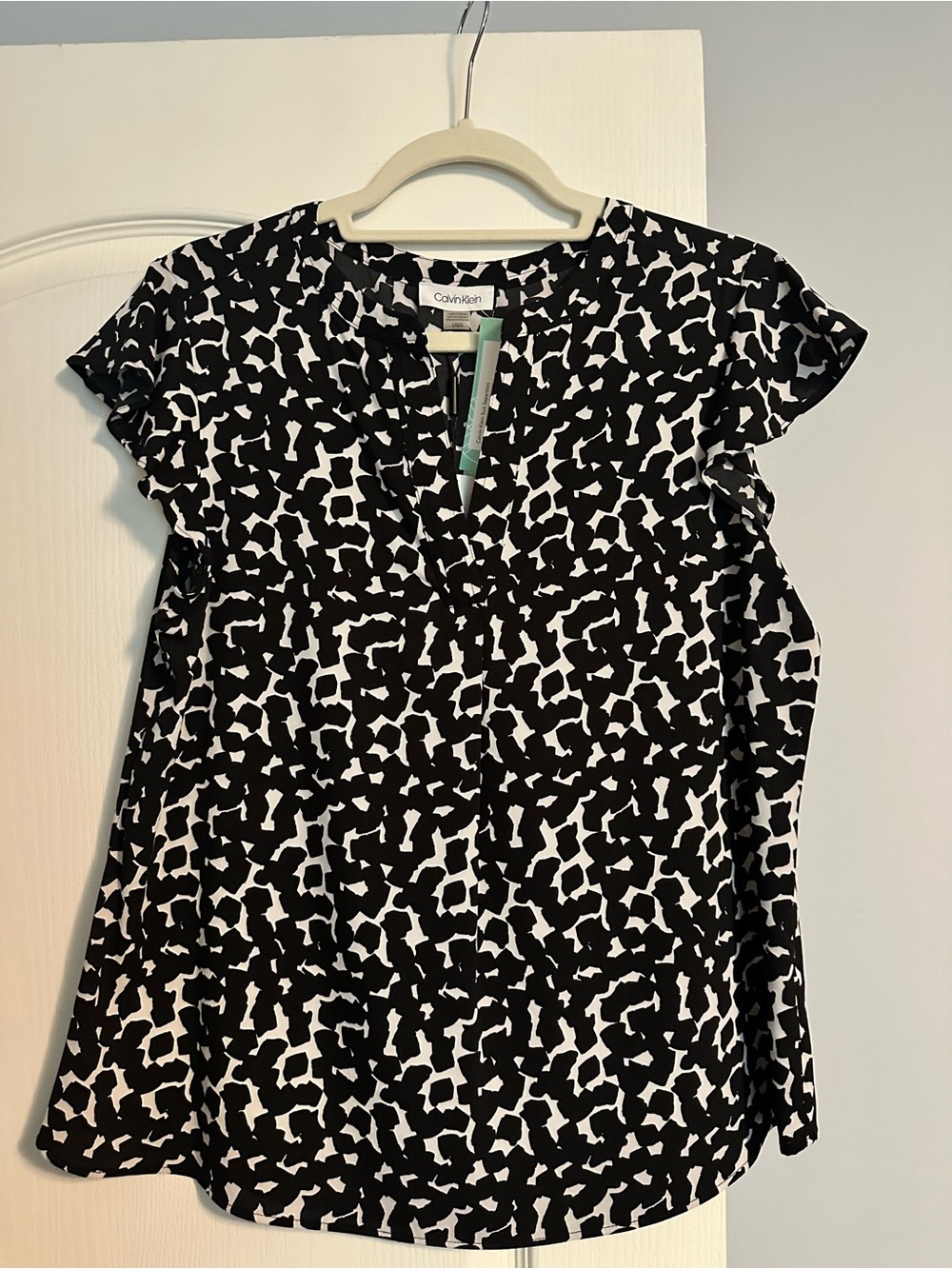 Calvin Klein Black & White Abstract Print Short Sleeve Top